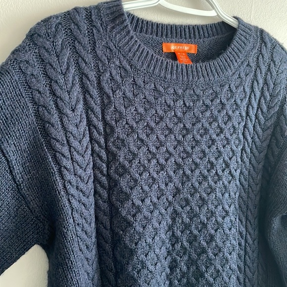 Midnight blue cable knit long sleeve oversized sweater - Picture 4 of 10